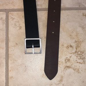 Reversible black/brown belt